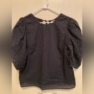 Women’s blouse size Xl color black